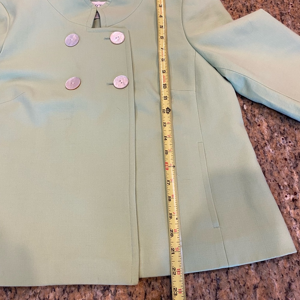 W Worth Suit - Picture 7 of 14